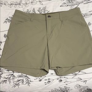 Patagonia khaki shorts- size 8